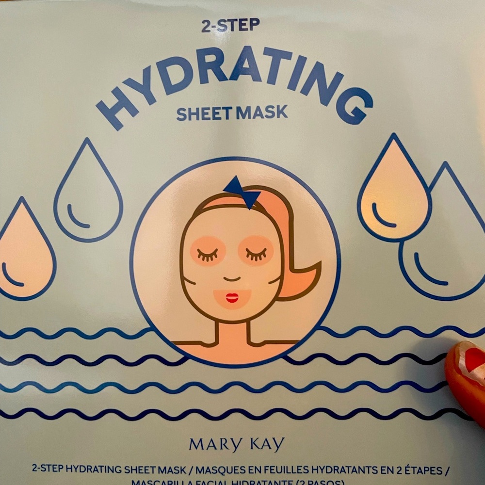 Special edition Mary Kay 2-step hydrating sheet masks. Package of 8